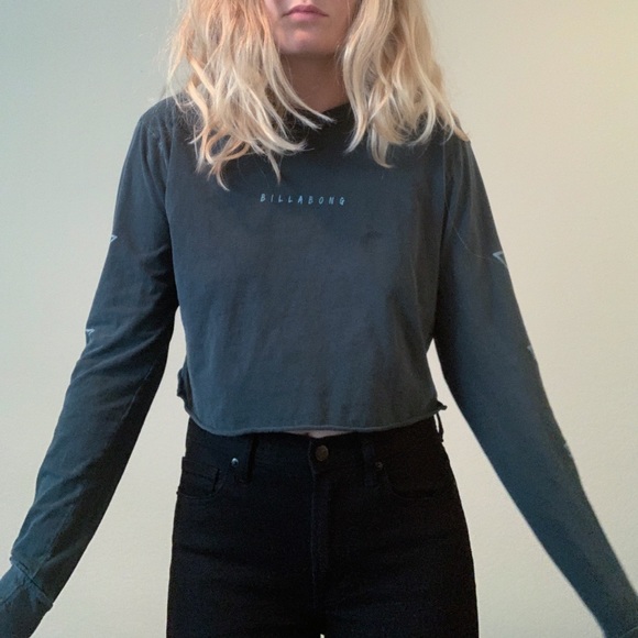 Billabong Tops - Billabong long sleeve shirt